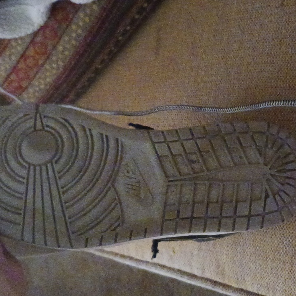 Jordan 1 mid lows - Picture 4 of 4